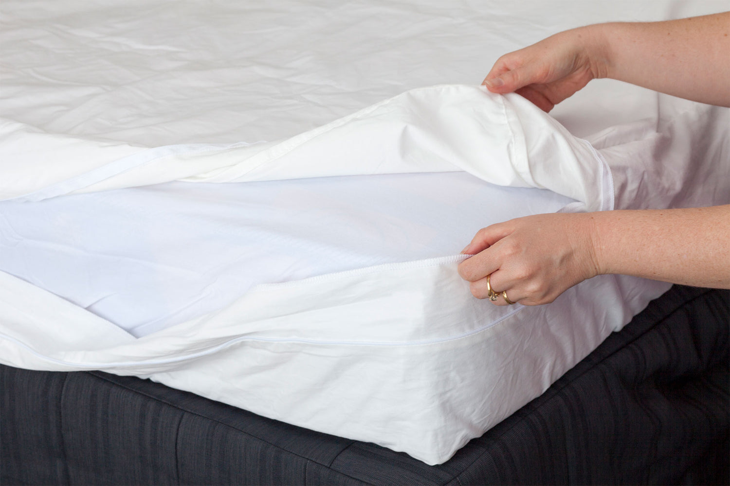 How to put your allergy protective covers on your bed