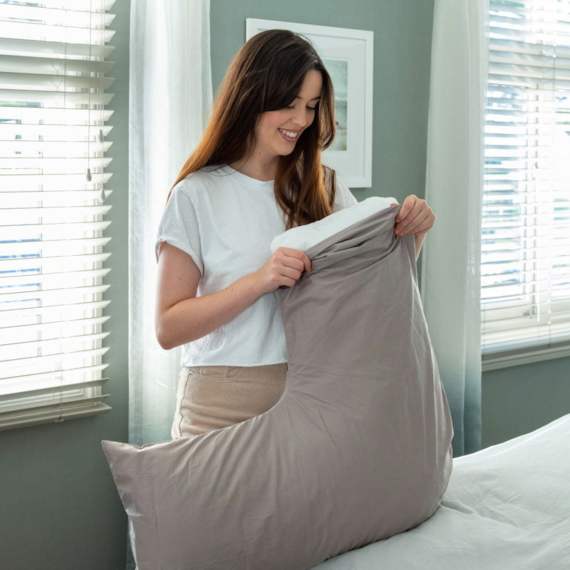 Place your regular linen over the Miteguard dust mite barrier tri pillowcase